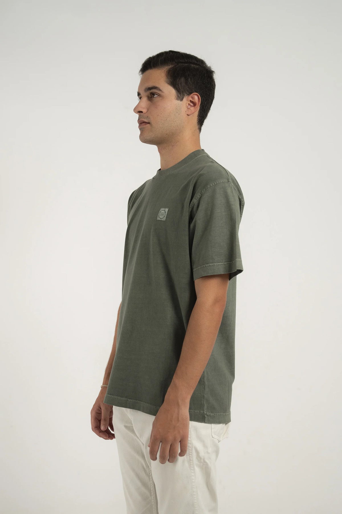 TEE-VERDE-CHICO-2-WEARINGSVQ
