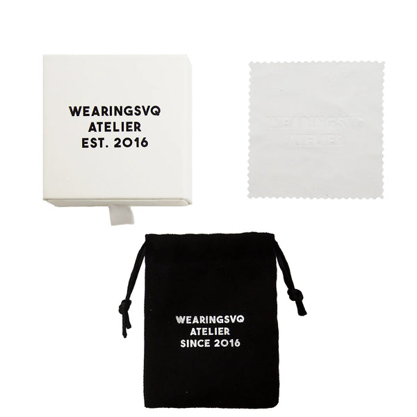 Cadena de eslabones y cruz