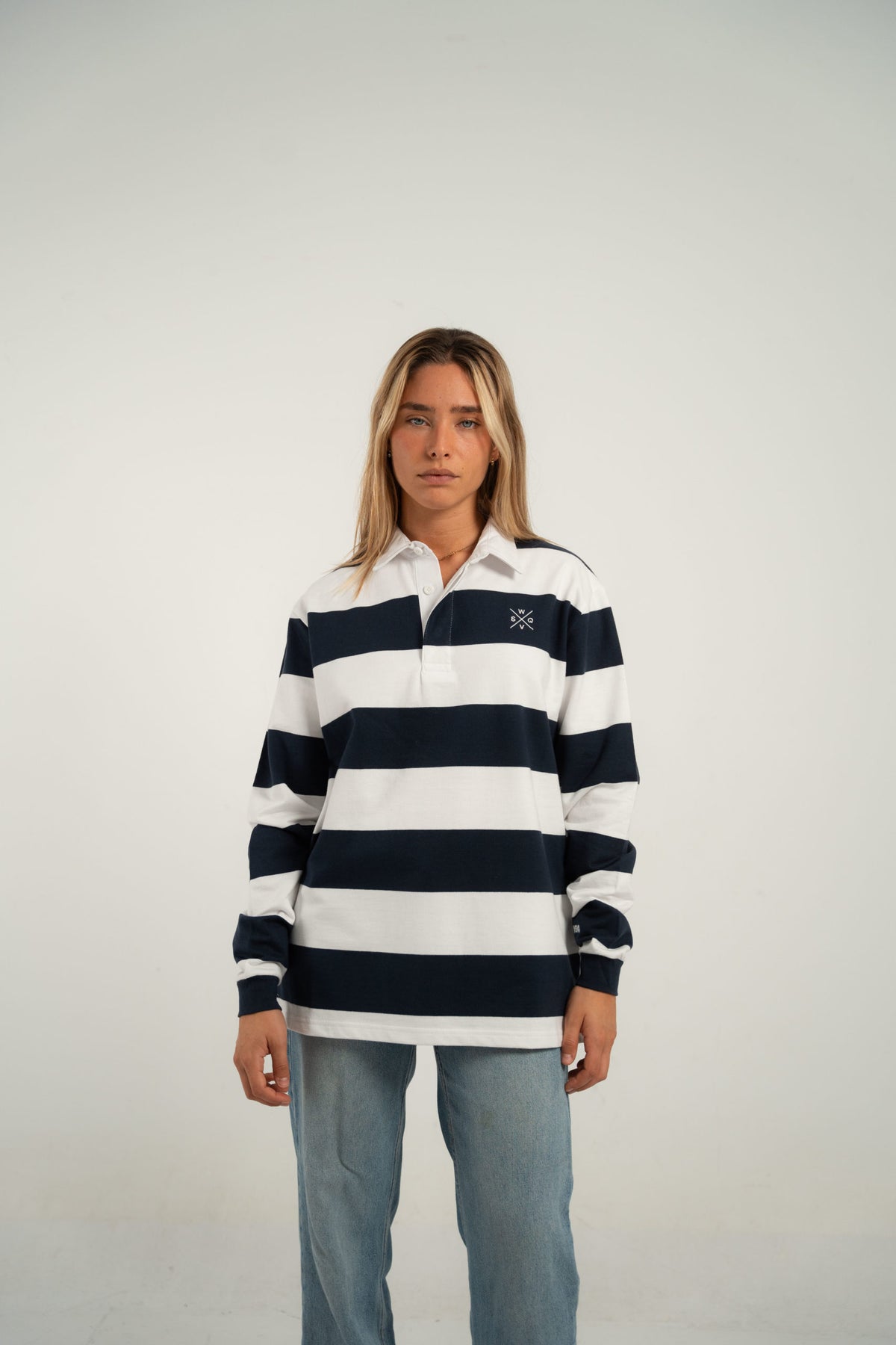 Polo rugby azul y blanco