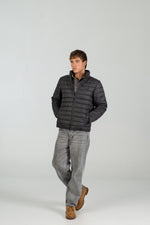 Chaquetón acolchado WEARINGSVQ gris para chico – vista frontal (detalle)