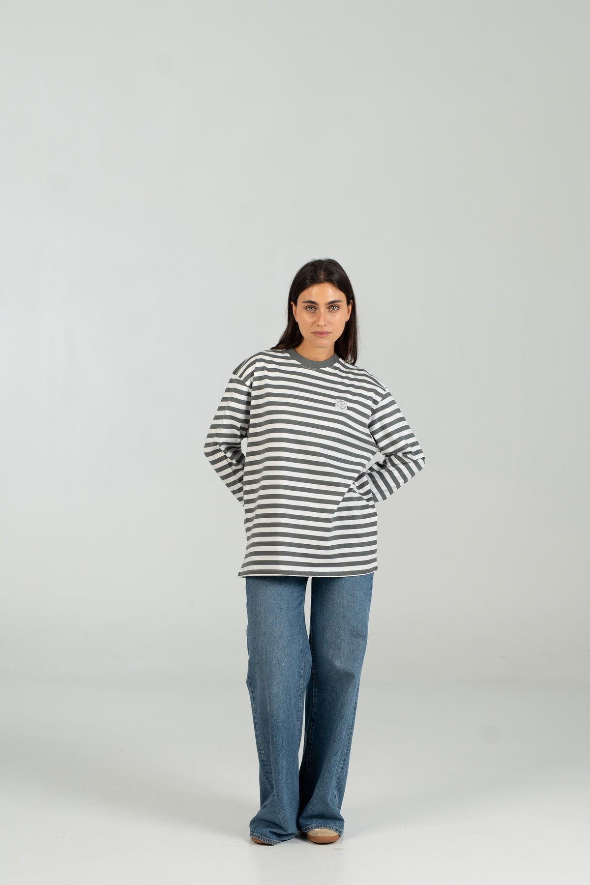 Long striped WEARINGSVQ gris y blanco para chica – vista frontal