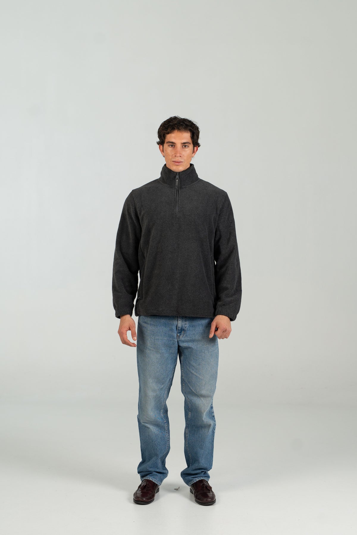 Polar half zip WEARINGSVQ gris para chico – vista frontal