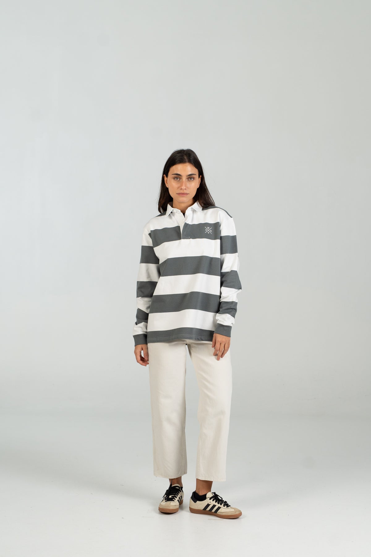 Polo rugby WEARINGSVQ gris y blanco para chica – vista frontal