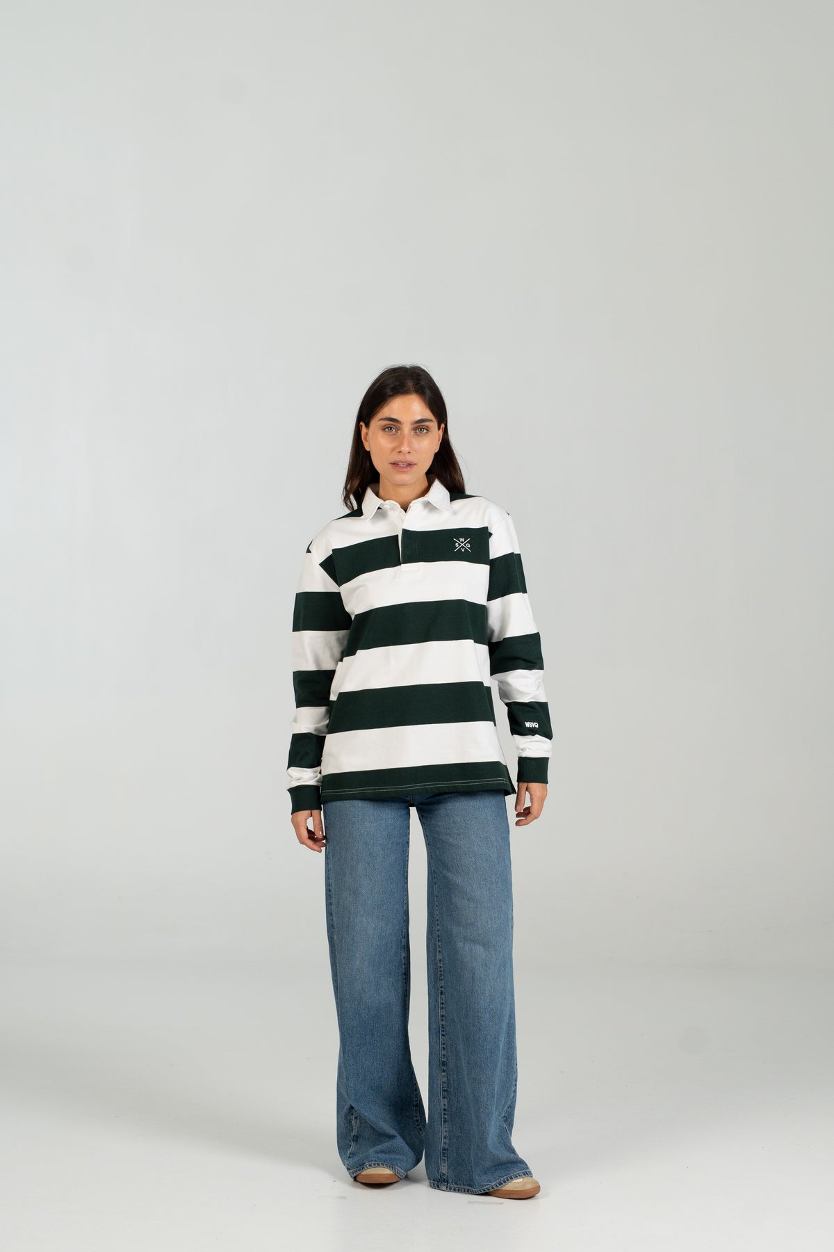 Polo rugby WEARINGSVQ verde y blanco para chica – vista frontal